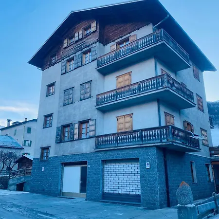Mansarda Con Vista Panoramica Su Pista Stelvio A *